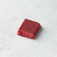 Kırmızı Gofrajlı Yüksek Kare