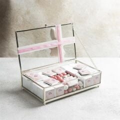 Cam Kutu Kız Bebek Çikolatası